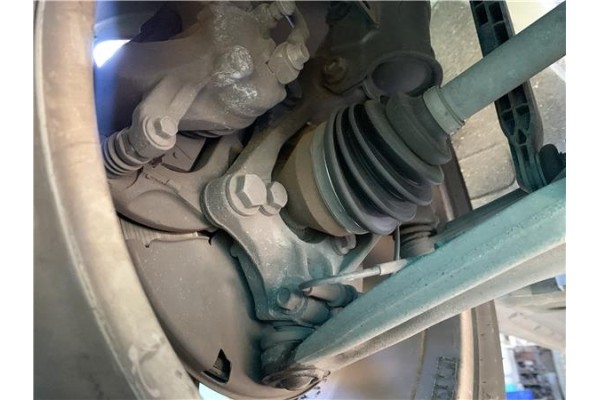 Recambio de mangueta delantero derecha para opel astra j 1.7 cdti referencia OEM IAM 13319483  