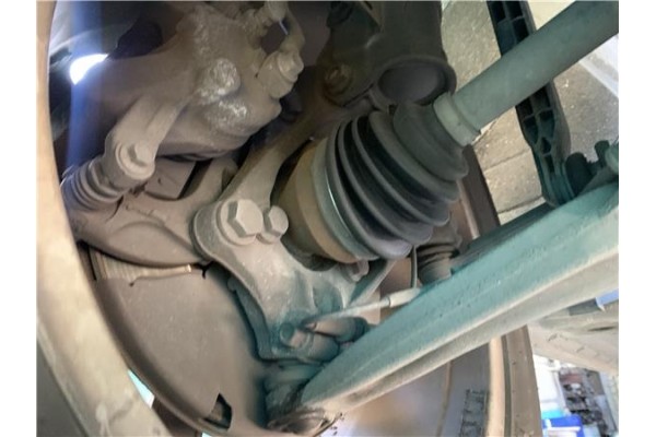 Recambio de mangueta delantero derecha para opel astra j 1.7 cdti referencia OEM IAM 13319483  