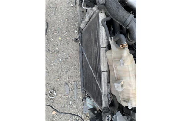 Recambio de radiador para renault clio iii 1.5 dci (br17, cr17) referencia OEM IAM 8200638390 12101070923074932 