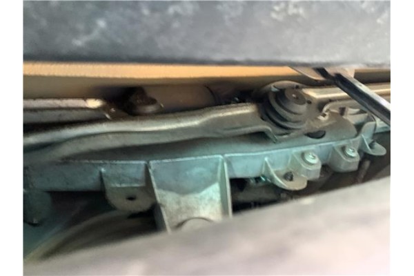 Recambio de motor limpiaparabrisas delantero para opel astra j 1.7 cdti referencia OEM IAM 13262434  