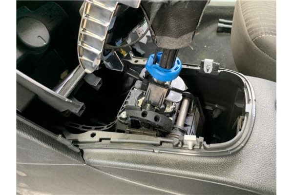 Recambio de palanca de cambio para opel astra j 1.7 cdti referencia OEM IAM 55563829 55486916 