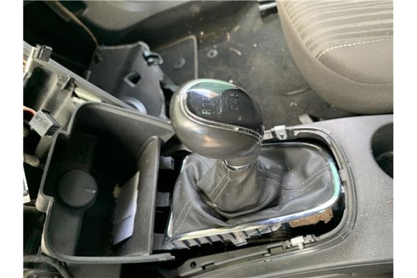 Recambio de palanca de cambio para opel astra j 1.7 cdti referencia OEM IAM 55563829 55486916 