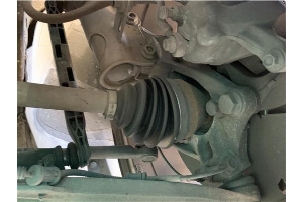 Recambio de palier delantero izquierdo para opel astra j 1.7 cdti referencia OEM IAM 13250834 10185243 