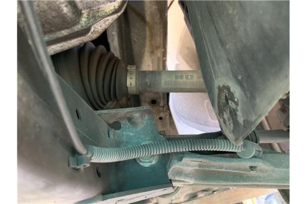 Recambio de palier delantero izquierdo para opel astra j 1.7 cdti referencia OEM IAM 13250834 10185243 