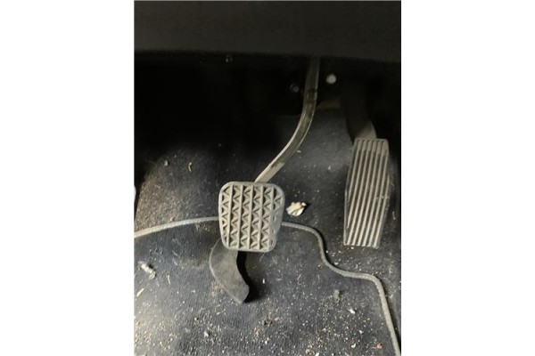 Recambio de pedal freno para opel astra j 1.7 cdti referencia OEM IAM 13331937  