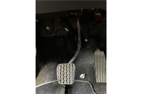 Recambio de pedal freno para opel astra j 1.7 cdti referencia OEM IAM 13331937  