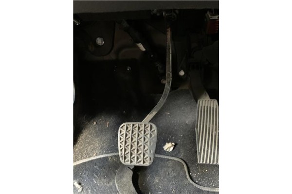 Recambio de pedal freno para opel astra j 1.7 cdti referencia OEM IAM 13331937  