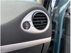 Recambio de rejilla entrada de aire para renault clio iii 1.5 dci (br17, cr17) referencia OEM IAM 7701061211   2