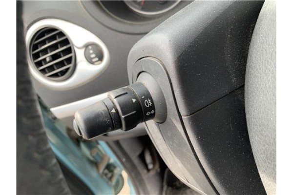 Recambio de mando intermitencia para renault clio iii 1.5 dci (br17, cr17) referencia OEM IAM 255405605R  