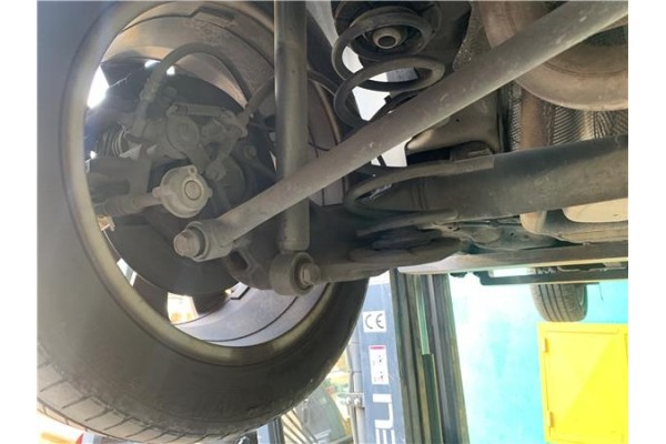 Recambio de puente trasero para opel astra j 1.7 cdti referencia OEM IAM 13319410 13427778 