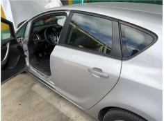 Recambio de puerta trasero izquierda para opel astra j 1.7 cdti referencia OEM IAM 13285610  