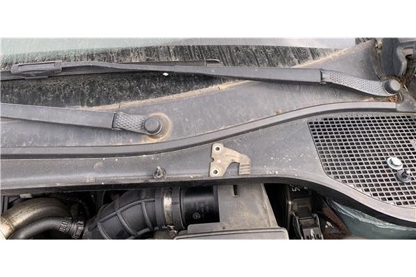 Recambio de torpedo para renault clio iii 1.5 dci (br17, cr17) referencia OEM IAM 8200407575  