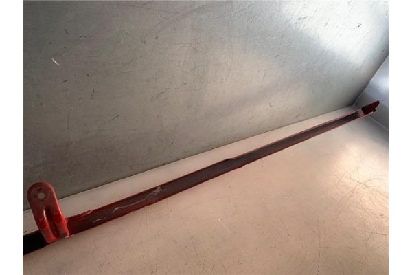 Recambio de moldura paragolpes delantero para nissan sunny berlina (n14) 1.6 i 16v referencia OEM IAM   