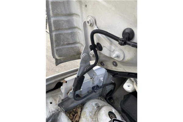 Recambio de bisagra capo derecha para seat altea (5p1) 1.9 tdi referencia OEM IAM 5P0823302B  