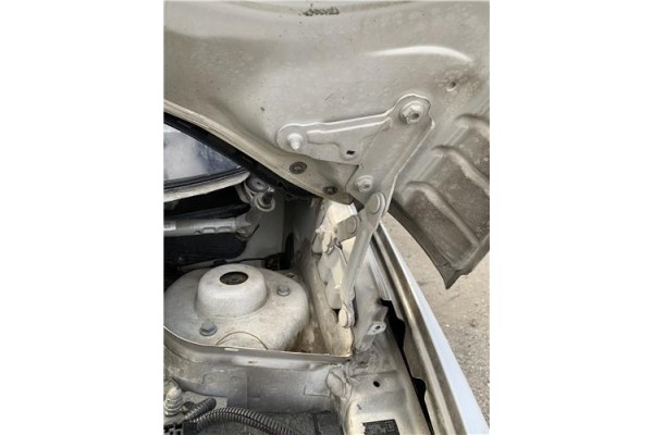 Recambio de bisagra capo izquierda para seat altea (5p1) 1.9 tdi referencia OEM IAM 5P0823301B  