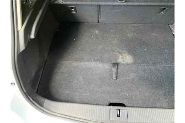 Recambio de guarnecido piso maletero para opel astra j 1.7 cdti referencia OEM IAM 13293971  