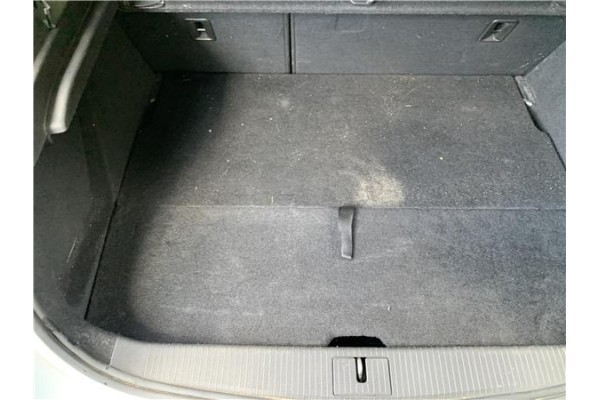 Recambio de guarnecido piso maletero para opel astra j 1.7 cdti referencia OEM IAM 13293971  