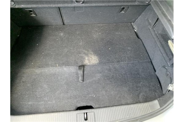 Recambio de guarnecido piso maletero para opel astra j 1.7 cdti referencia OEM IAM 13293971  