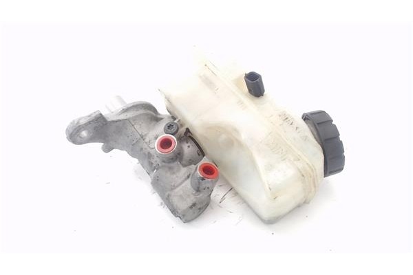 Recambio de bomba freno para dacia sandero ii 1.2 ambiance referencia OEM IAM 460916346R 116232S01 