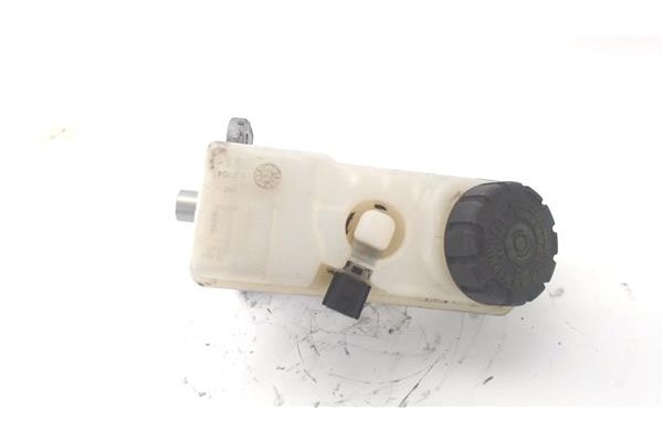 Recambio de bomba freno para dacia sandero ii 1.2 ambiance referencia OEM IAM 460916346R 116232S01 