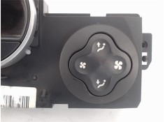 Recambio de mandos climatizador para renault clio iii referencia OEM IAM (8200296683) (69340020) 