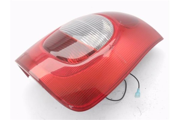 Recambio de piloto trasero derecho para citroen xsara picasso 2.0 hdi referencia OEM IAM 085521913R  