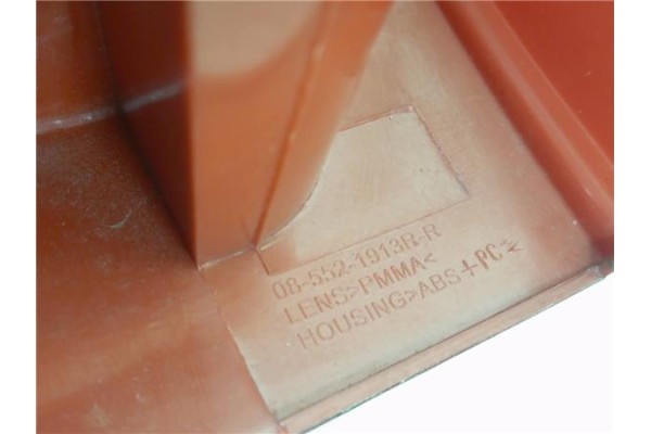 Recambio de piloto trasero derecho para citroen xsara picasso 2.0 hdi referencia OEM IAM 085521913R  