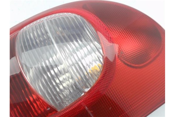 Recambio de piloto trasero derecho para citroen xsara picasso 2.0 hdi referencia OEM IAM 085521913R  