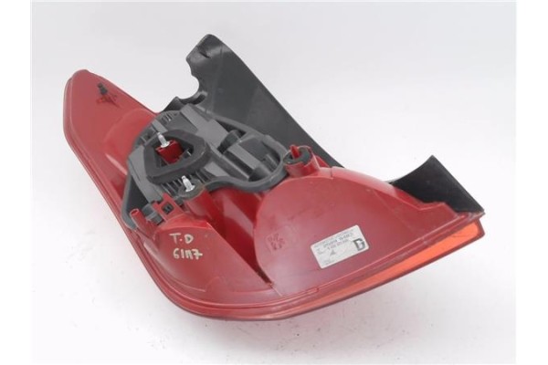 Recambio de piloto trasero derecho para peugeot 308 1.6 gt referencia OEM IAM 9680425680 25899402 