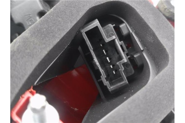 Recambio de piloto trasero derecho para peugeot 308 1.6 gt referencia OEM IAM 9680425680 25899402 