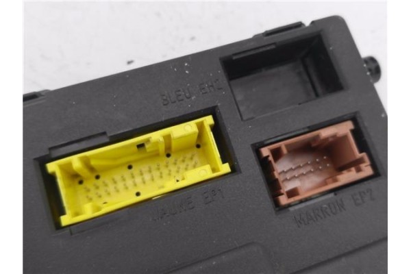 Recambio de caja fusibles/rele para citroen xsara picasso 2.0 hdi referencia OEM IAM 9642409480 73002512 