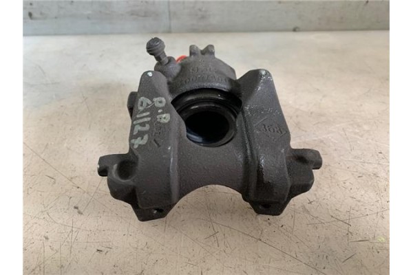 Recambio de pinza freno delantero derecha para dacia sandero ii 1.2 ambiance referencia OEM IAM 410007801R  