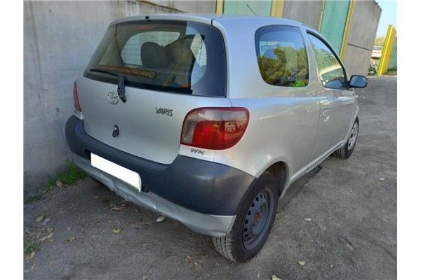 toyota yaris (ncp1/nlp1/scp1)(1999) del año 