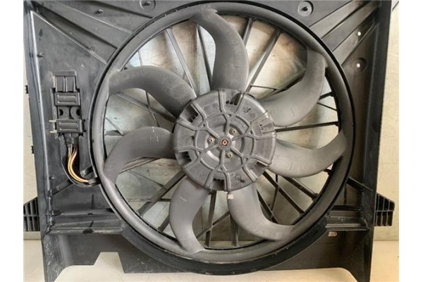 Recambio de electroventilador para volvo xc90 d5 referencia OEM IAM 1137328116 403301004 