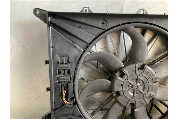Recambio de electroventilador para volvo xc90 d5 referencia OEM IAM 1137328116 403301004 