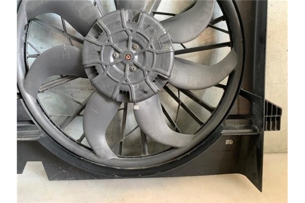 Recambio de electroventilador para volvo xc90 d5 referencia OEM IAM 1137328116 403301004 