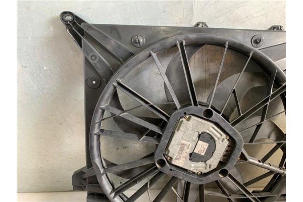 Recambio de electroventilador para volvo xc90 d5 referencia OEM IAM 1137328116 403301004 