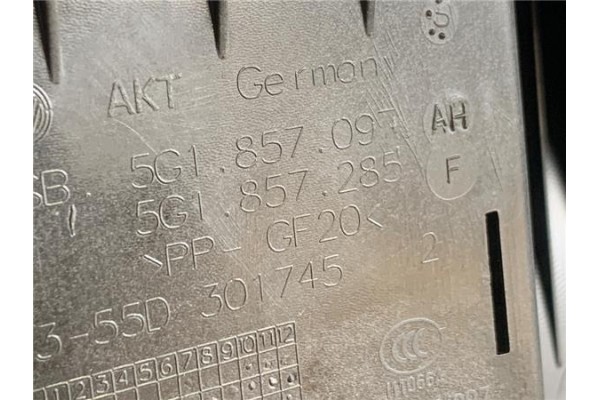 Recambio de guantera salpicadero para volkswagen golf vii berlina (bq1/be2) 1.6 sport referencia OEM IAM 5G185709 5G1857285 