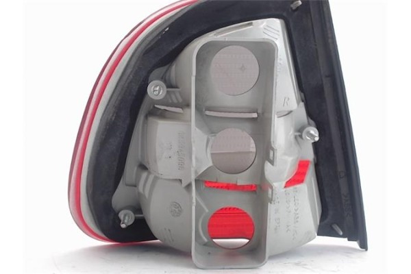 Recambio de piloto trasero derecho para seat cordoba berlina (6k2) referencia OEM IAM   