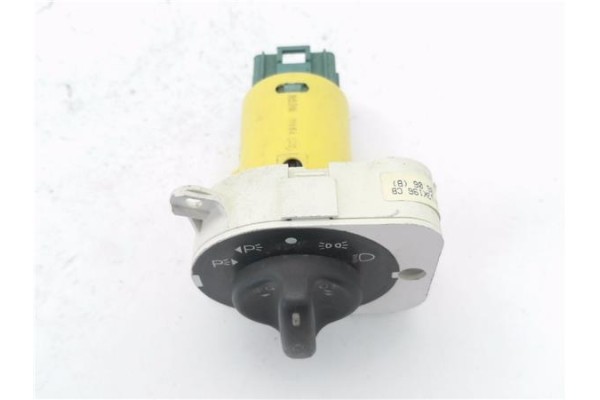 Recambio de mando de luces para ford cougar (mc) 2.0 referencia OEM IAM 96BB13K196CB  