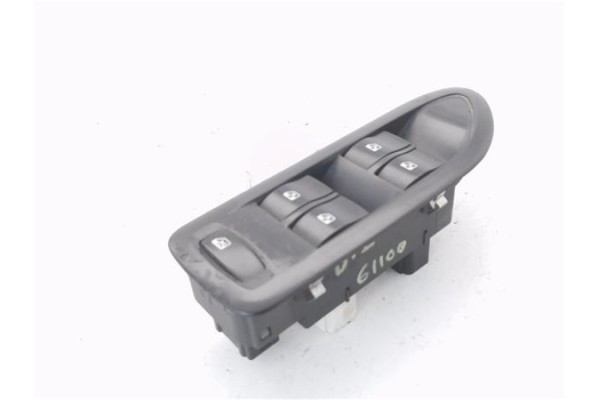 Recambio de mando elevalunas delantero izquierdo para renault laguna ii grandtour (kg0) 2.0 dci (kg1t) referencia OEM IAM 820039