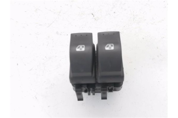 Recambio de mando elevalunas delantero izquierdo para renault clio ii fase ii (b/cb0) 1.2 privilege referencia OEM IAM 060045C  