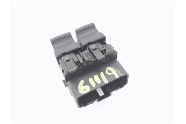 Recambio de mando elevalunas delantero izquierdo para renault clio ii fase ii (b/cb0) 1.2 privilege referencia OEM IAM 060045C  