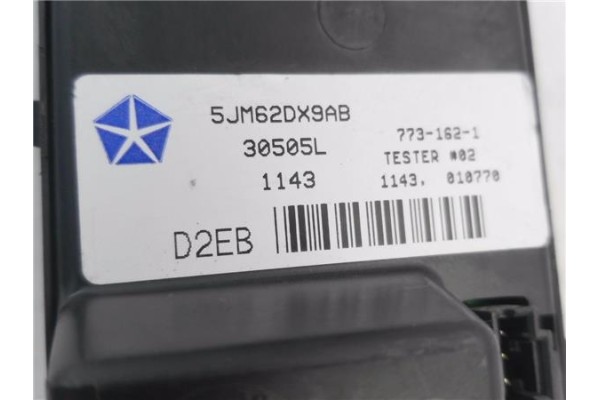 Recambio de mando elevalunas delantero izquierdo para jeep grand cherokee (wj/wg) 3.1 td laredo referencia OEM IAM 5JM62DX9AB 30