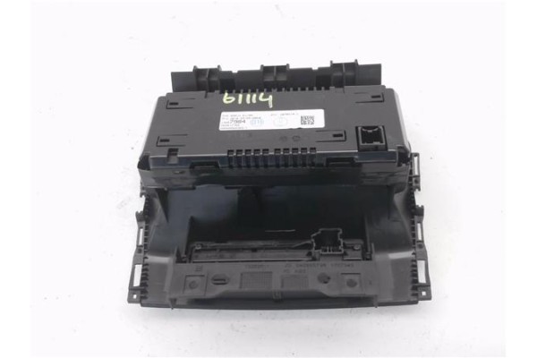 Recambio de pantalla para opel astra j 1.7 cdti referencia OEM IAM 13267984 565412769 