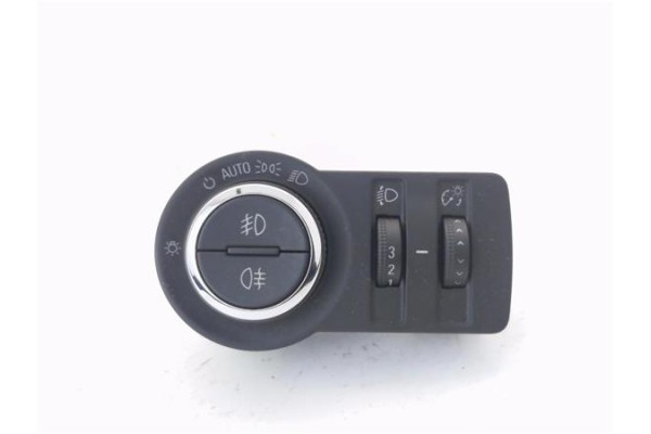 Recambio de mando de luces para opel astra j 1.7 cdti referencia OEM IAM 13268702  