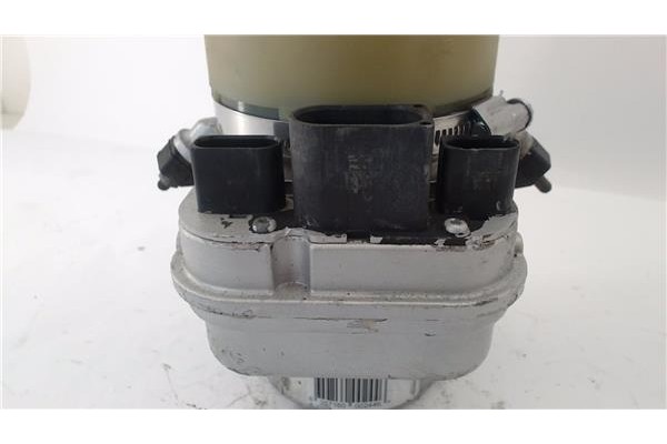 Recambio de bomba servodireccion para seat ibiza (6l1) 1.4 16v referencia OEM IAM 6Q0423155AE  