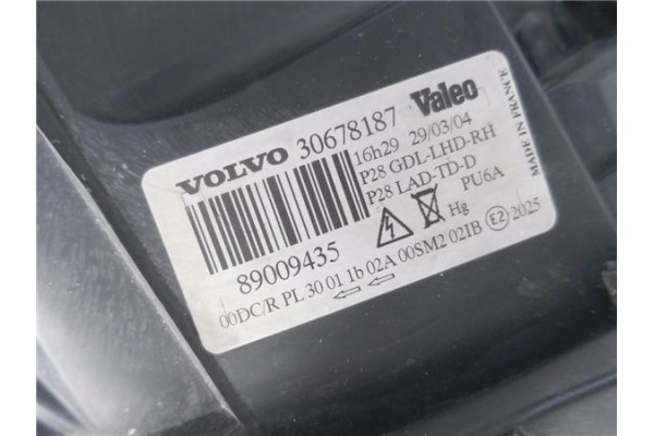 Recambio de faro delantero dcho para volvo xc90 d5 referencia OEM IAM 30678187 89009435 