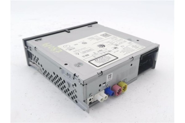 Recambio de radio / cd para volkswagen golf vii berlina (bq1/be2) 1.6 sport referencia OEM IAM 3Q0035846B  
