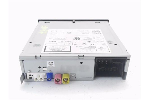 Recambio de radio / cd para volkswagen golf vii berlina (bq1/be2) 1.6 sport referencia OEM IAM 3Q0035846B  